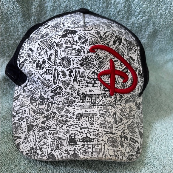 Disney Accessories - DISNEY Theme Parks Snapback Hat Baseball Cap Graphic Black White Big Red D News